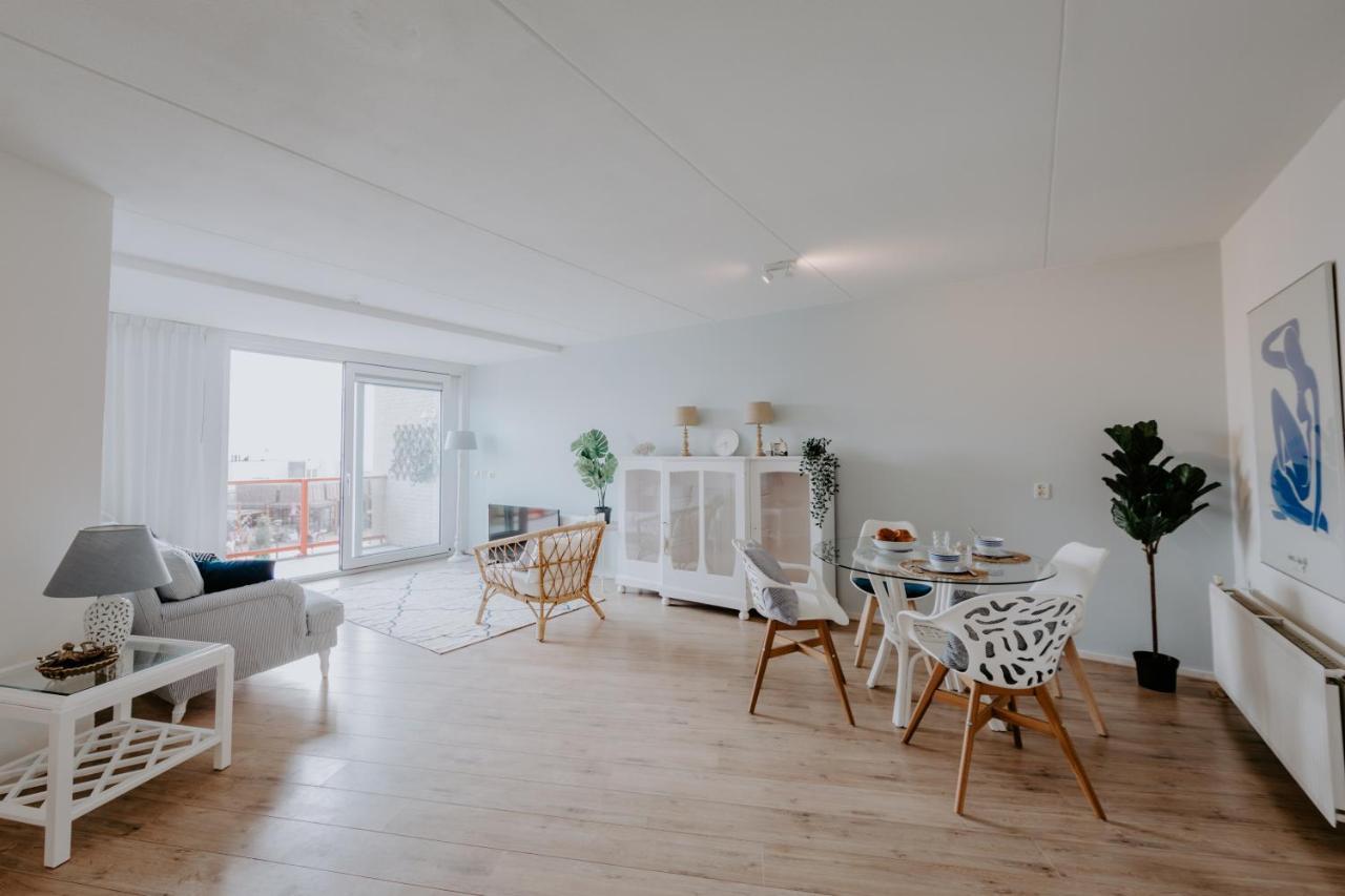 Stijlvol Appartement Op Strand Makkum Exterior foto
